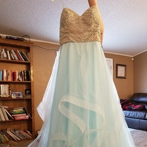 Prom dress size 8